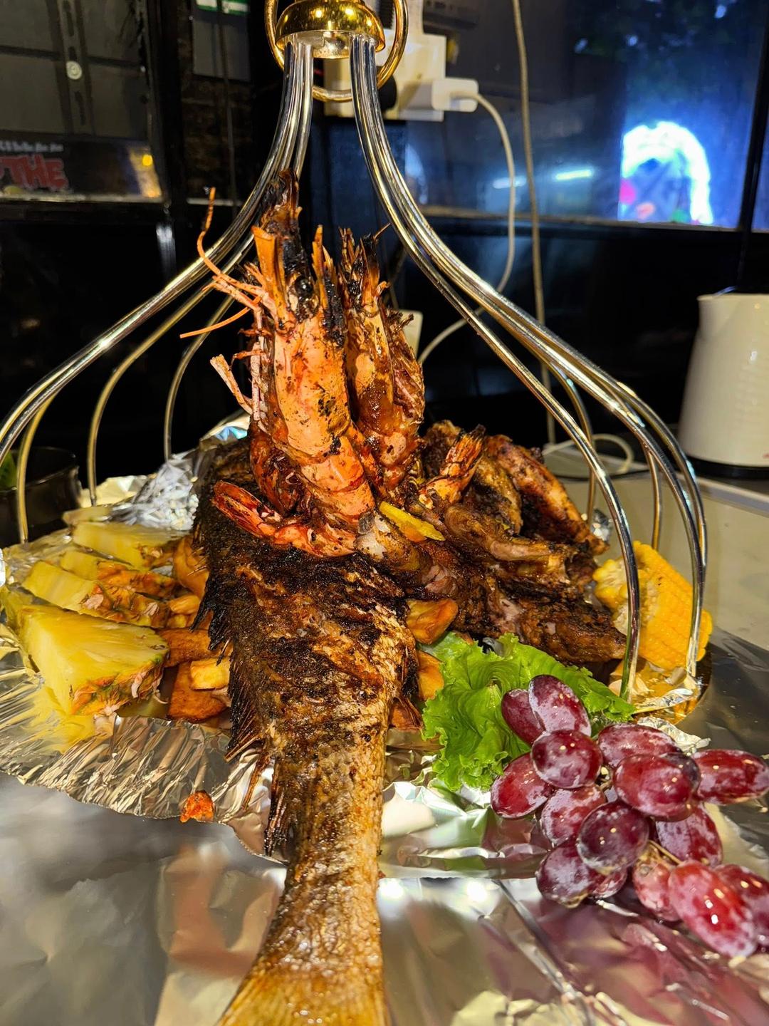 black framed eyeglasses