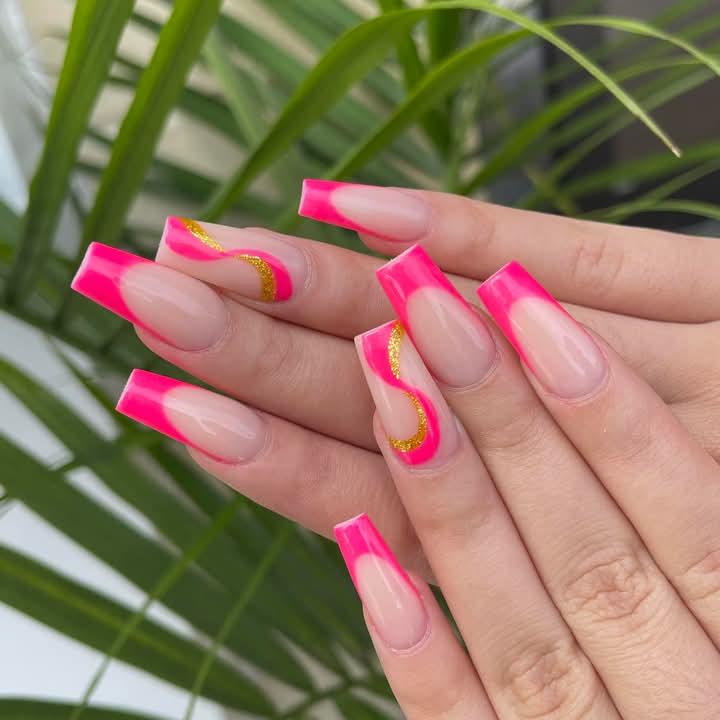 black framed eyeglasses